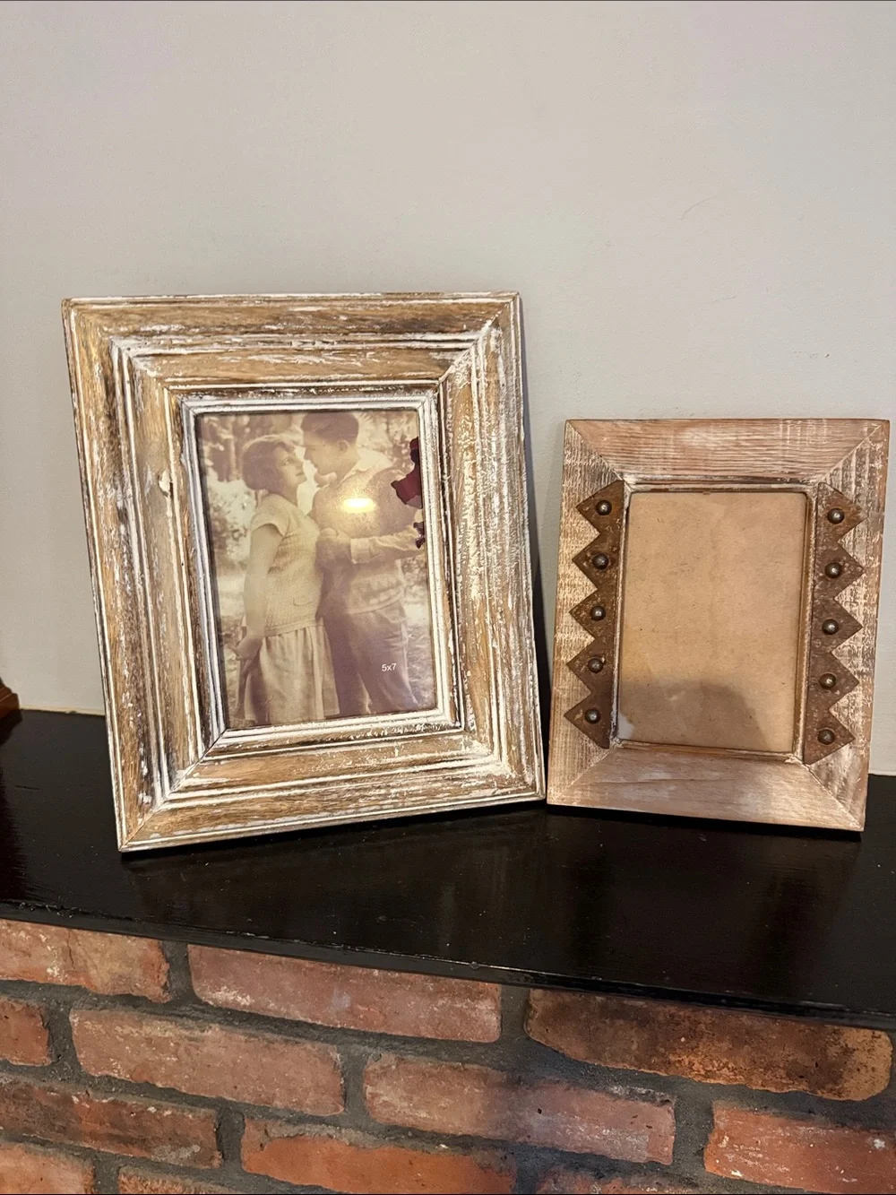 Rustic Distressed Wood Picture Frame - Cream Brown